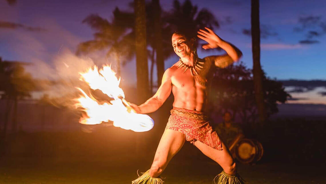 fire knife dancers