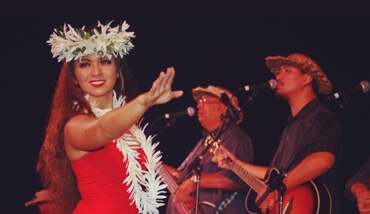 beautiful hawaiian hula dancer